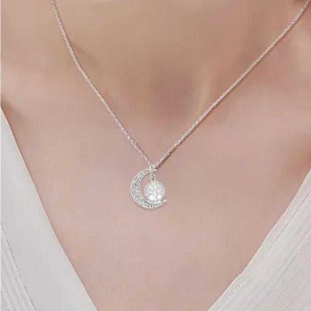 Tree Of Life Luminous Necklace ~ New in Gift Box.